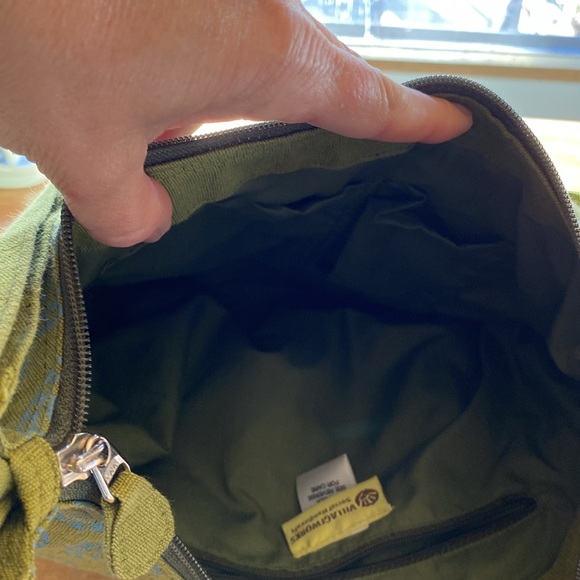 Beautiful canvas, Crossbody - Picture 5 of 8